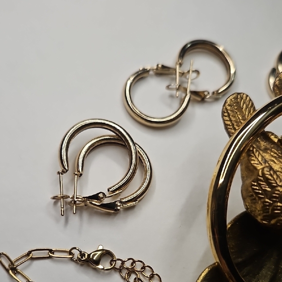 HENRIGIRL Jewlery Lot - Picture 6 of 11